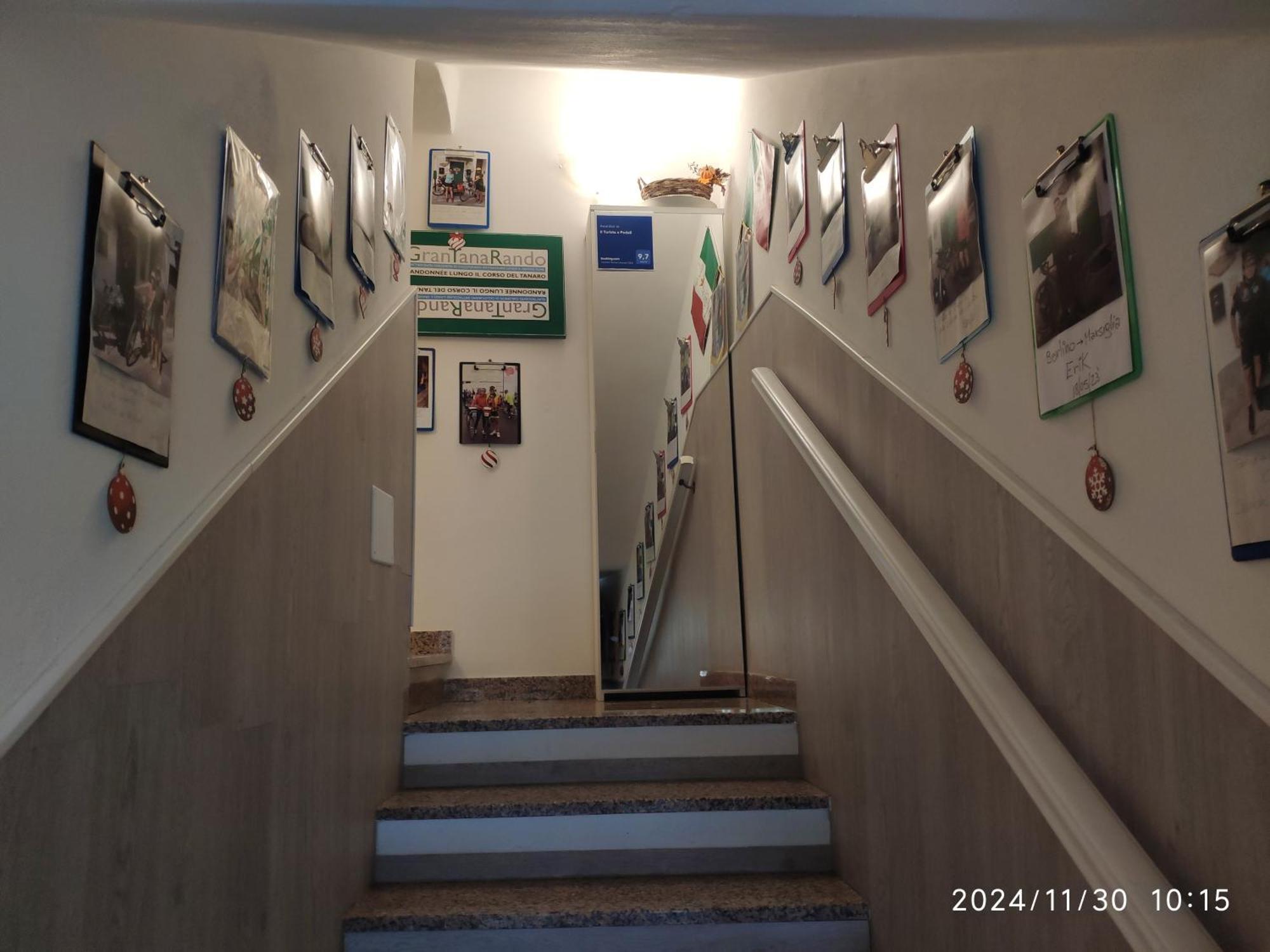 Il Turista A Pedali Apartman Ceva Kültér fotó
